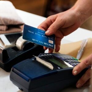 Credit Cards vs. Debit Cards: Which Should You Use?