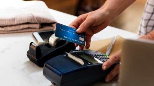 Credit Cards vs. Debit Cards: Which Should You Use?