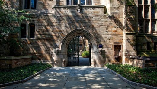 Best College Loans: Essential Borrowing Guide