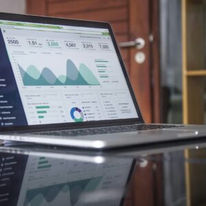 The 70/20/10 Rule Explained: Budgeting That Doesn’t Suck
