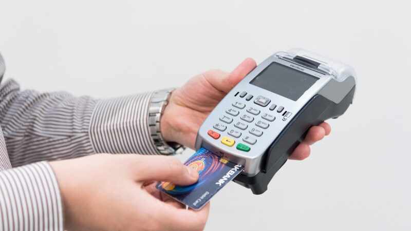 Should You Use a Credit Card to Pay Bills? What the Pros Say