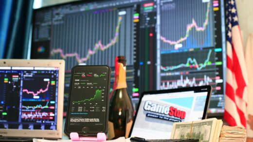 How to Pick Growth Stocks: A Beginner’s Guide